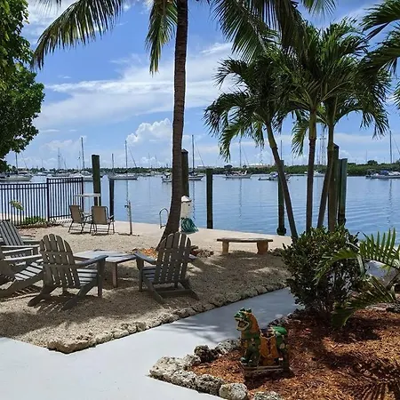 Boot Key Harbor Penthouse Apartment